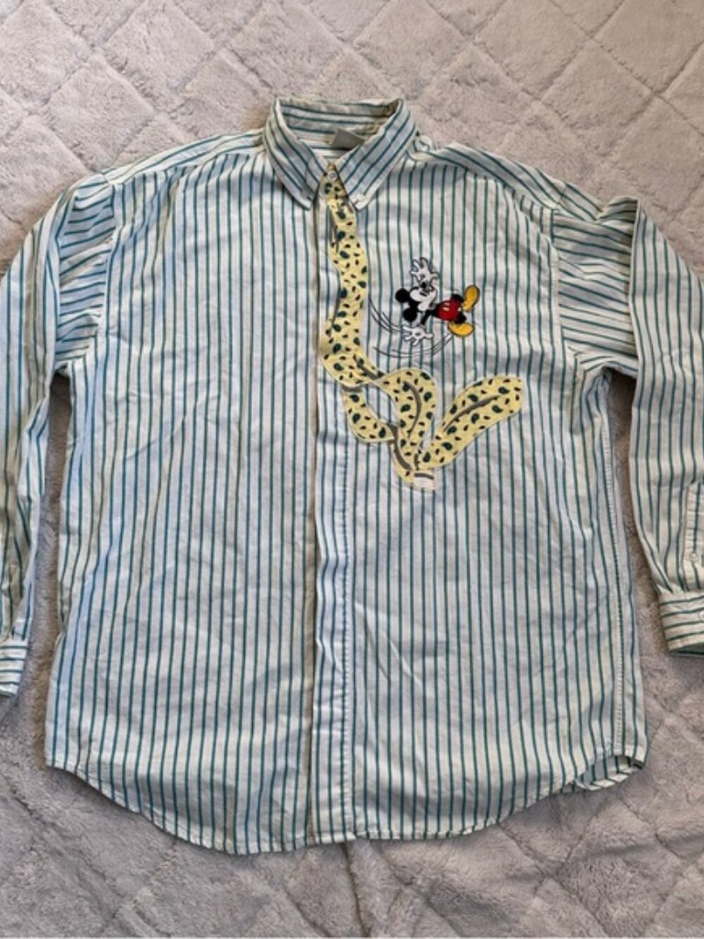 Disney | Vintage Y2K Mickey Mouse Embroidered Tie Front Button Top | Size Large - Picture 2 of 9